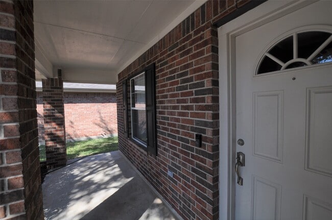 Building Photo - 20306 Hidden Point Ln