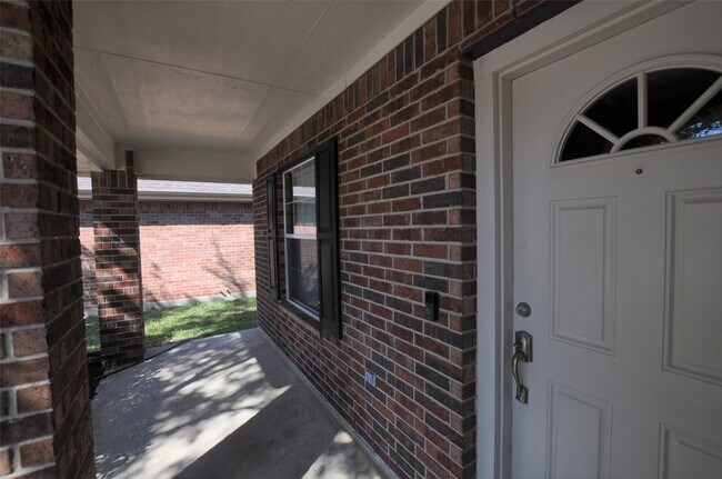 Foto del edificio - 20306 Hidden Point Ln