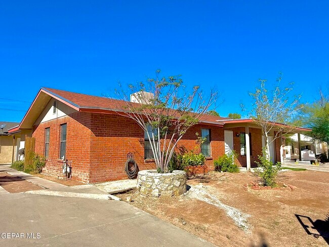 Foto del edificio - 13373 Greendale