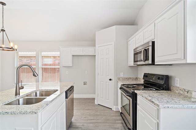 Foto del edificio - 4809 Rustic Ridge Dr