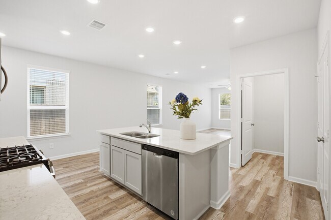 Foto del edificio - 12939 Catfish River Ct