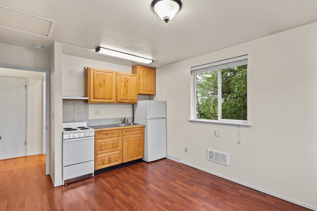 Foto del edificio - 4724 S Findlay St