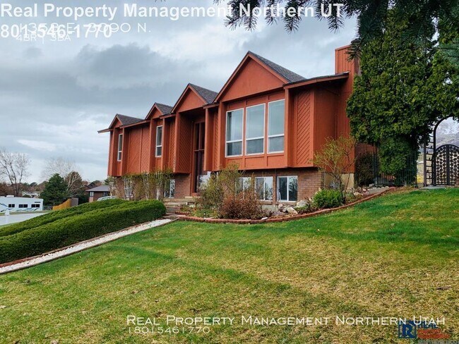Building Photo - 4 Bed 2 Bath 2 Car Garage Single Family Home.