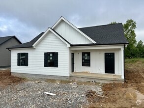 Building Photo - 341 Woods Rd