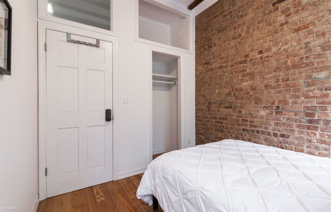 Foto del edificio - 2284 Adam Clayton Powell Jr Blvd