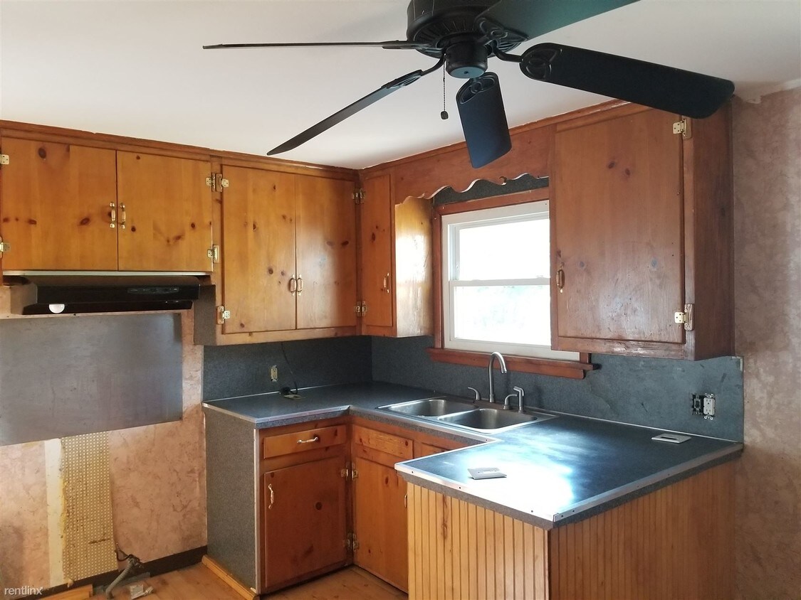 Foto principal - 4 br, 1 bath House - 27 Beechwood Ave