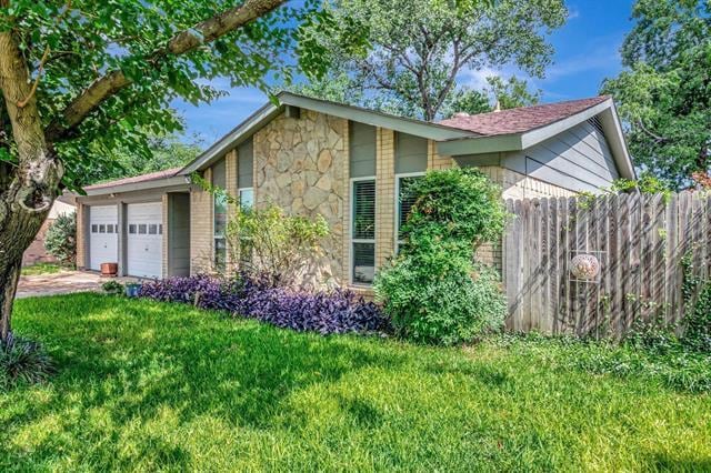 Foto del edificio - 5913 Cathy Ct