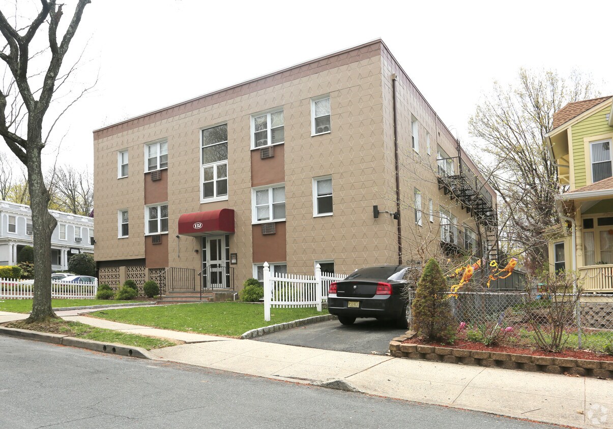 Building Photo - 132 Milligan Pl