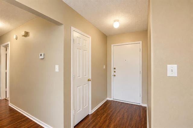Building Photo - 7724 Pebblebrook Dr