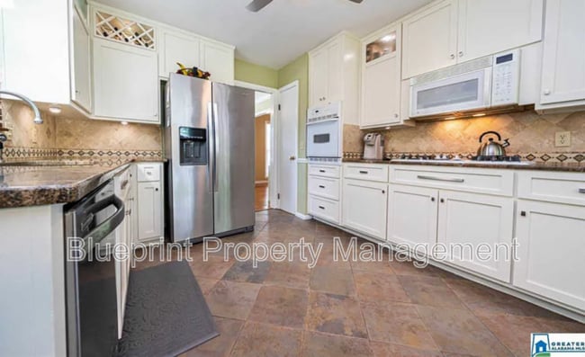 Building Photo - 605 Dunmore Cir