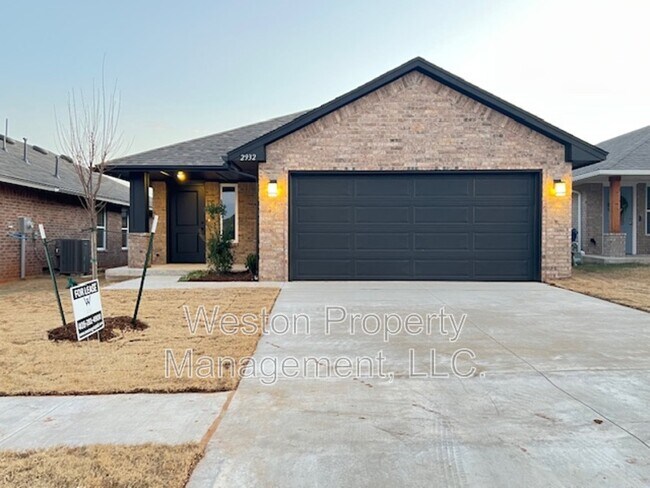 Photo - 2932 NW 196th Pl House