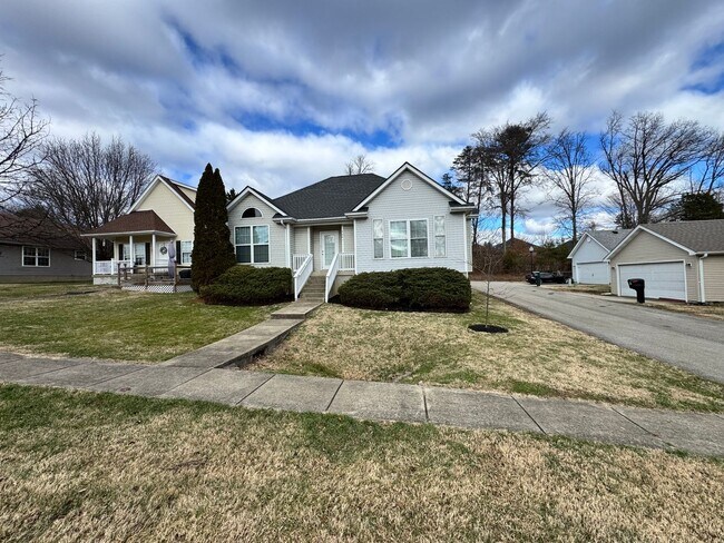 Foto del edificio - Comfortable 2-Bed, 2-Bath Home