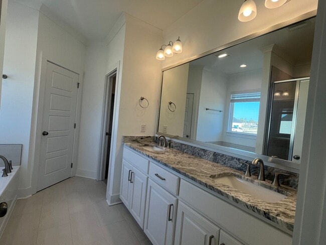 Building Photo - Stunning New Construction in Baton Rouge!