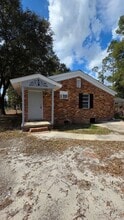 Building Photo - 2505 Rosebrier Ave