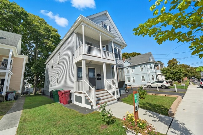 Building Photo - 45 Highland Ave