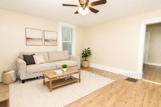 Foto del edificio - 2612 E 19th St