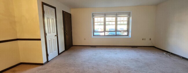 Building Photo - 375 Glendale Ave