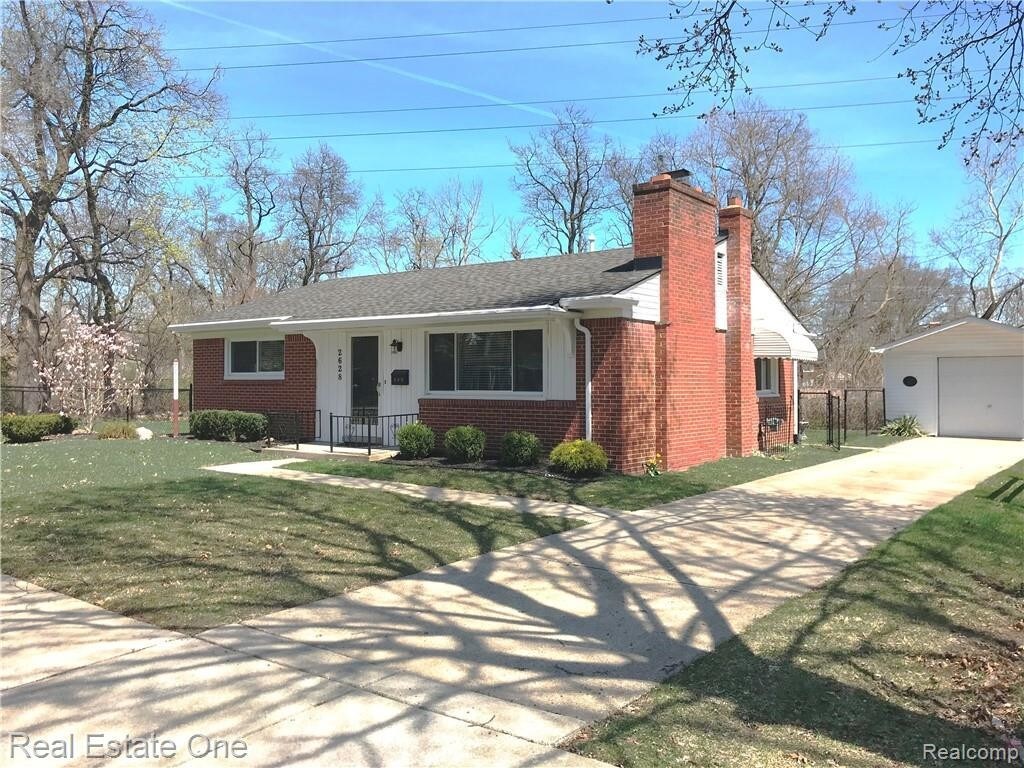 Foto principal - 2628 Maplewood Ave