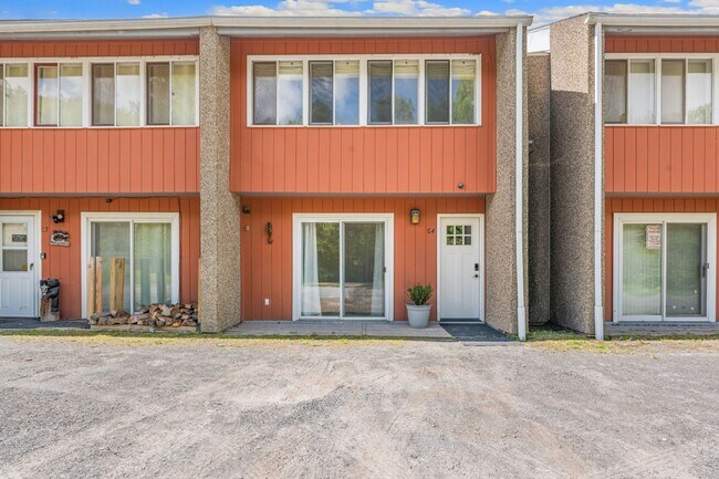 Foto del edificio - Charming 3BR House in Hunter