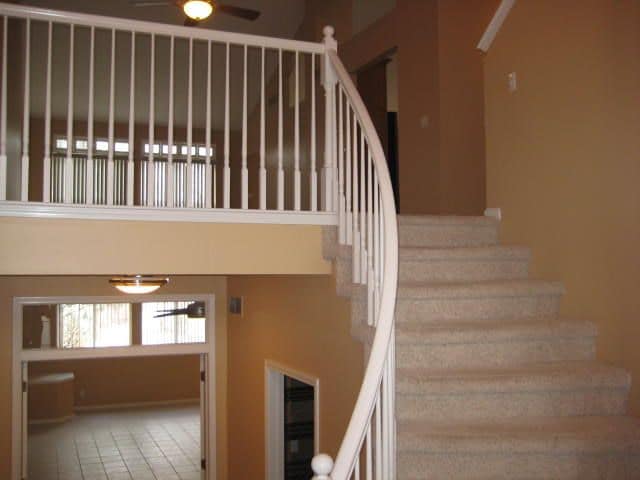 Building Photo - 37597 Newburgh Park Cir
