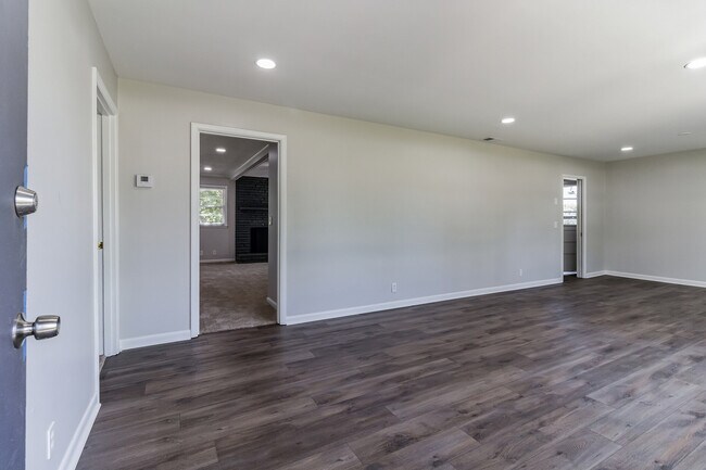 Foto del edificio - 112 Shepherd Hills Dr