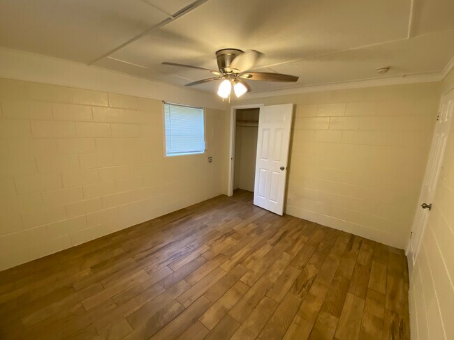 Building Photo - 1201 Fargo St