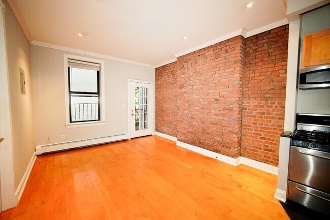 Building Photo - 42 Avenue B