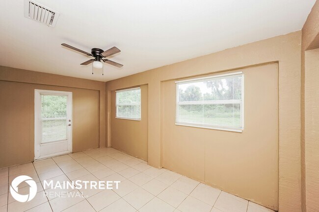 Foto del edificio - 3536 Enid Ln