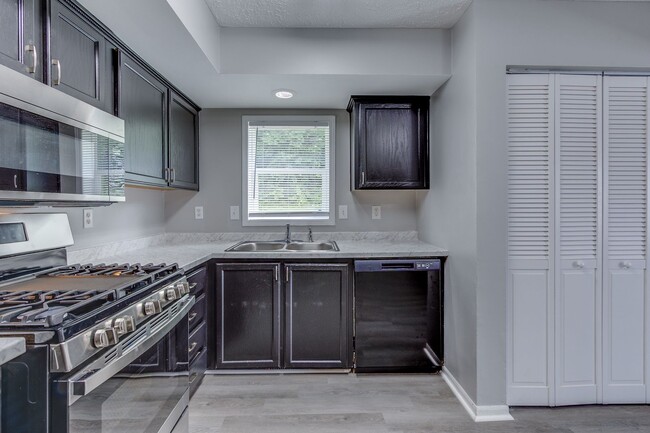 Building Photo - For Rent - Four-Bedroom Two-Bathroom Home ...