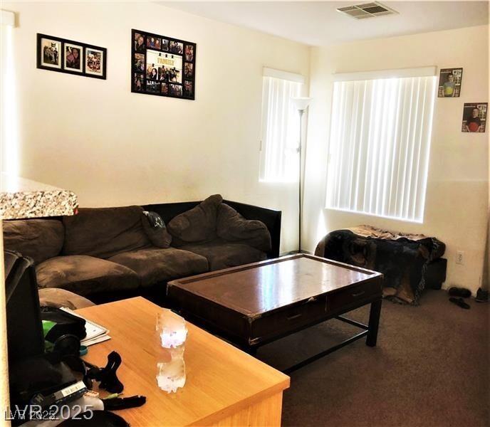 Building Photo - 6045 Las Nubes Dr