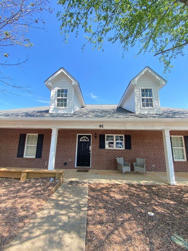 Foto principal - Eagles Landing - Available Now!
