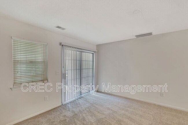 Foto del edificio - 8114 Shadow Oak Dr