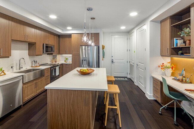 Building Photo - AMLI Branch Park