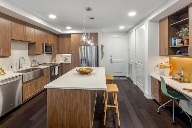 Building Photo - AMLI Branch Park