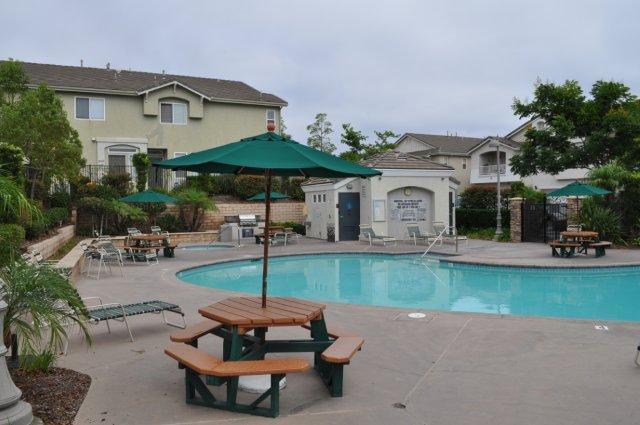 Building Photo - 2 Bedroom Townhome in the Cantera Community of Scripps Ranch