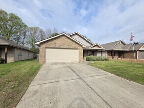 Building Photo - 6225 Mimosa Gardens Cir