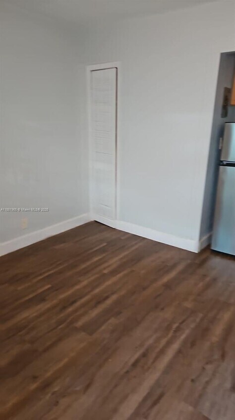 Foto del edificio - 2316 Madison St