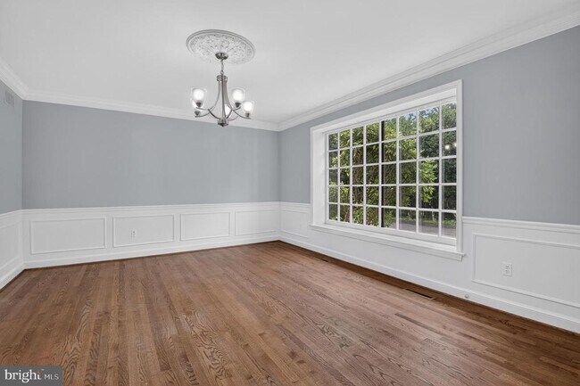 Foto del edificio - 9612 Annlee Terrace