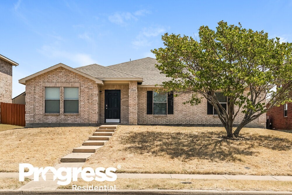 2908 Cottage Ln, Lancaster, TX 75134 House Rental in Lancaster, TX