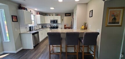 113 Bay Front Dr