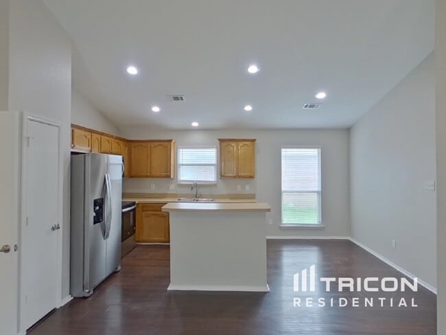 Foto del edificio - 1145 Boxwood Dr