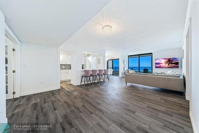 Building Photo - 1401 S Ocean Blvd