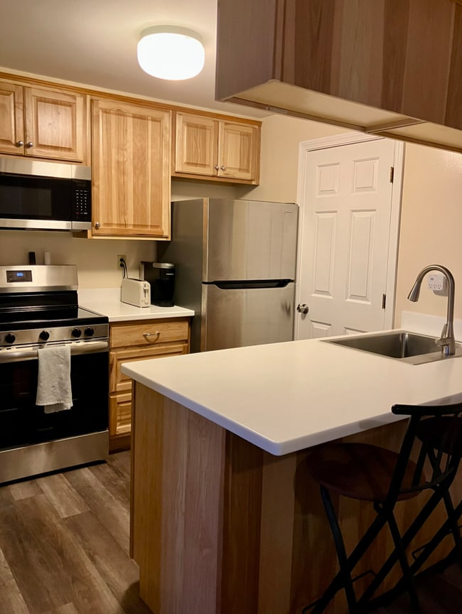 Building Photo - 103 Washington Rd