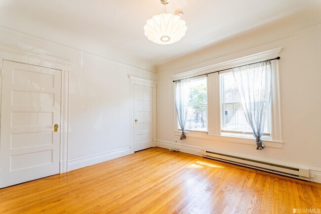 Foto del edificio - 664 Cole St