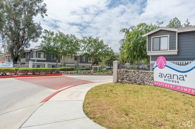 Entrance - Avana Springs