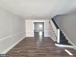 Building Photo - 4020 Howland St