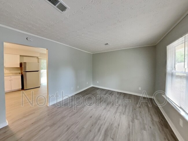 Foto del edificio - 2938 Woodfield Dr