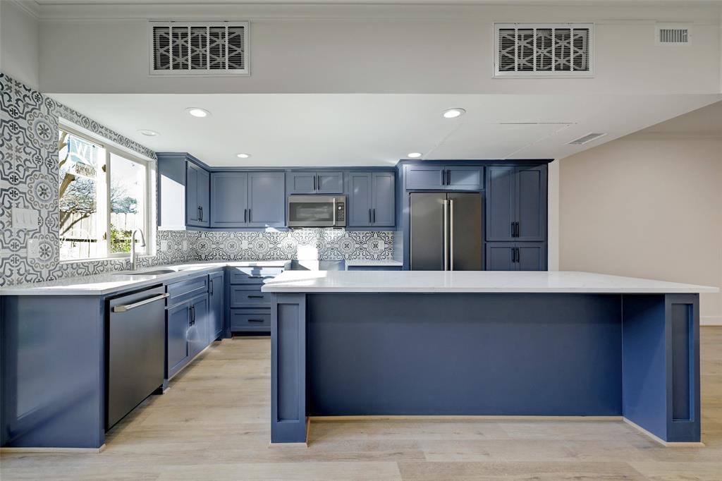 Foto principal - 14715 Barryknoll Ln