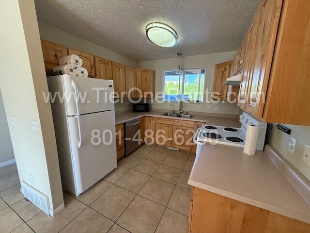 Foto del edificio - NO DEPOSIT option available for qualified ...