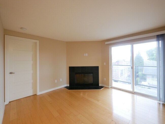 Foto del edificio - Exceptional Condo in Capitol Hill Available for Rent!